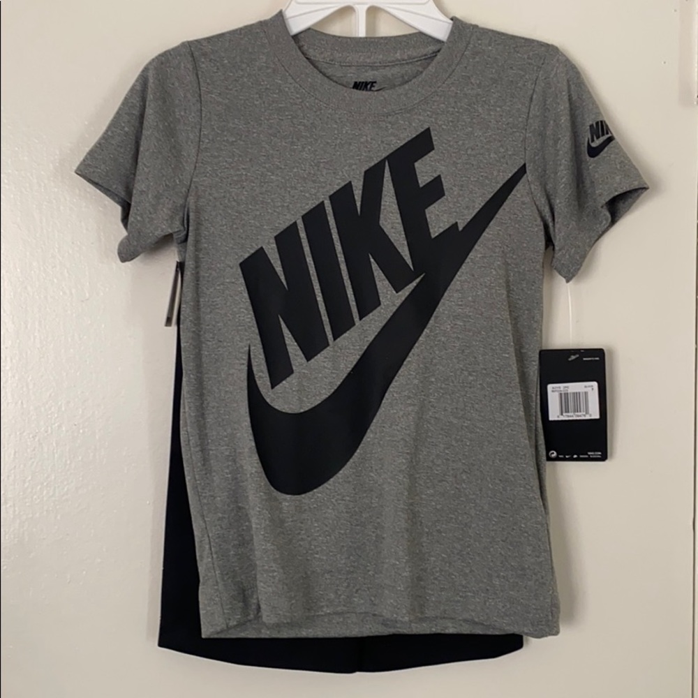 Nike 2 Piece T Shirt & Shorts Grey Black 7